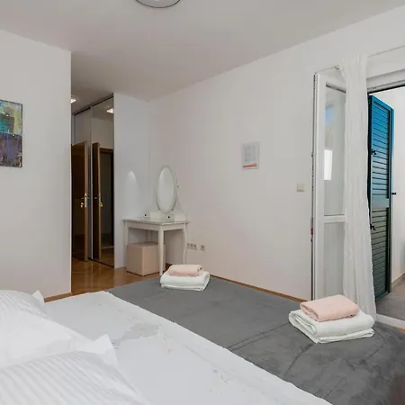 Stunning In Tatil Evi