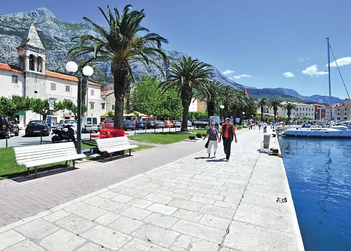 Stunning In Vakantiehuis Makarska